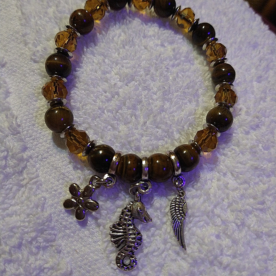 *{Lowest Price}*Tiger's Eye,Crystals, Stretch Bracelet Silver Drops, 3 Charms